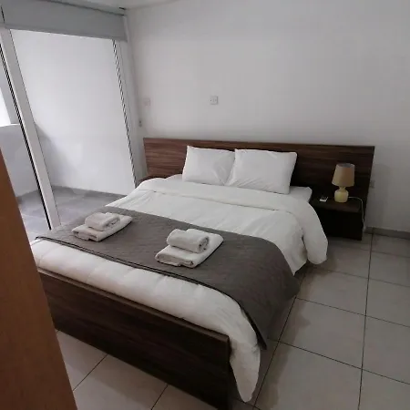 Must - Center Ларнака