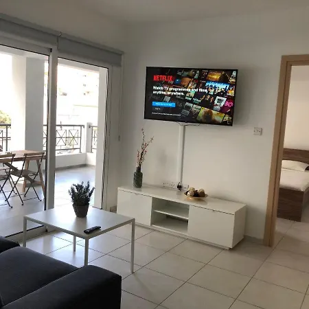 Must - Center Διαμέρισμα *