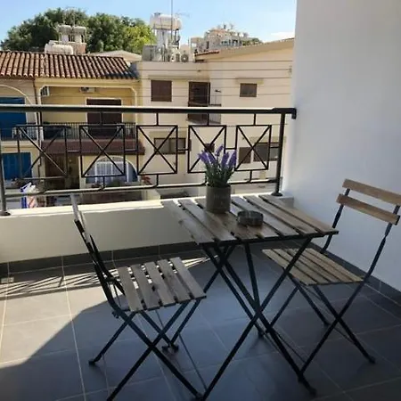 Must - Center דירה לרנקה